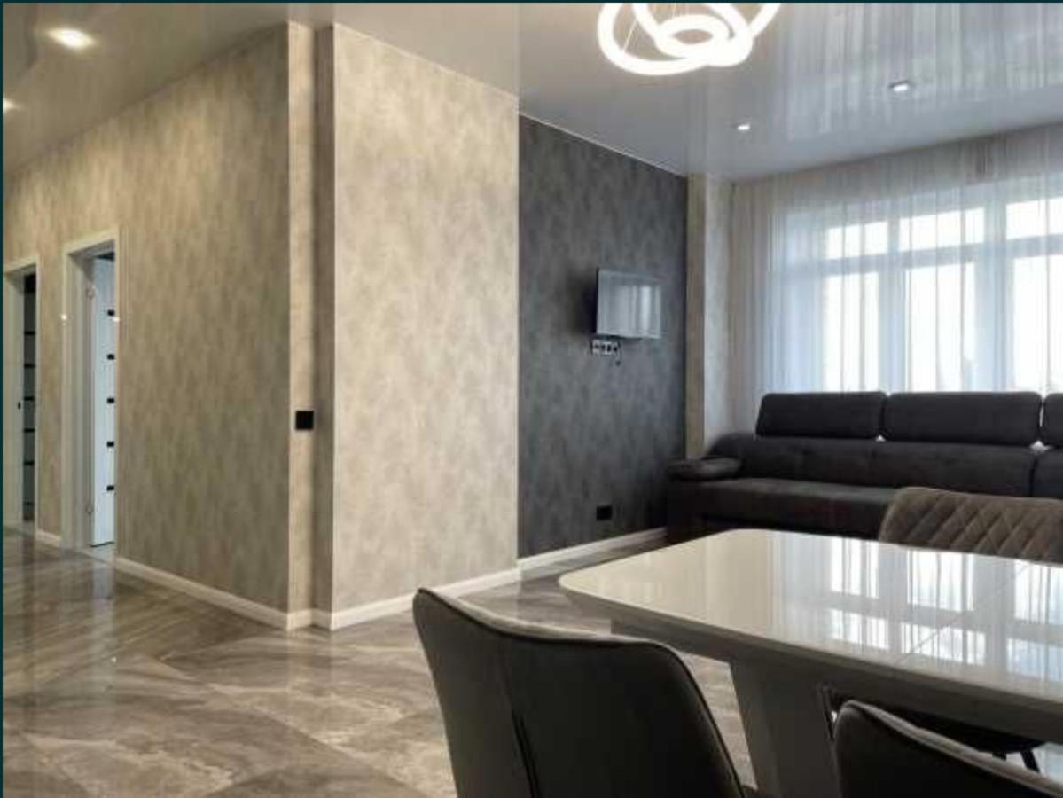 Lux 1-Bedroom Most City Center Area Ντνιπροπετρόφσκ Εξωτερικό φωτογραφία